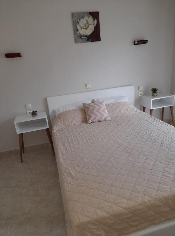Hotel Doukas à Skala Rachoni  Extérieur photo