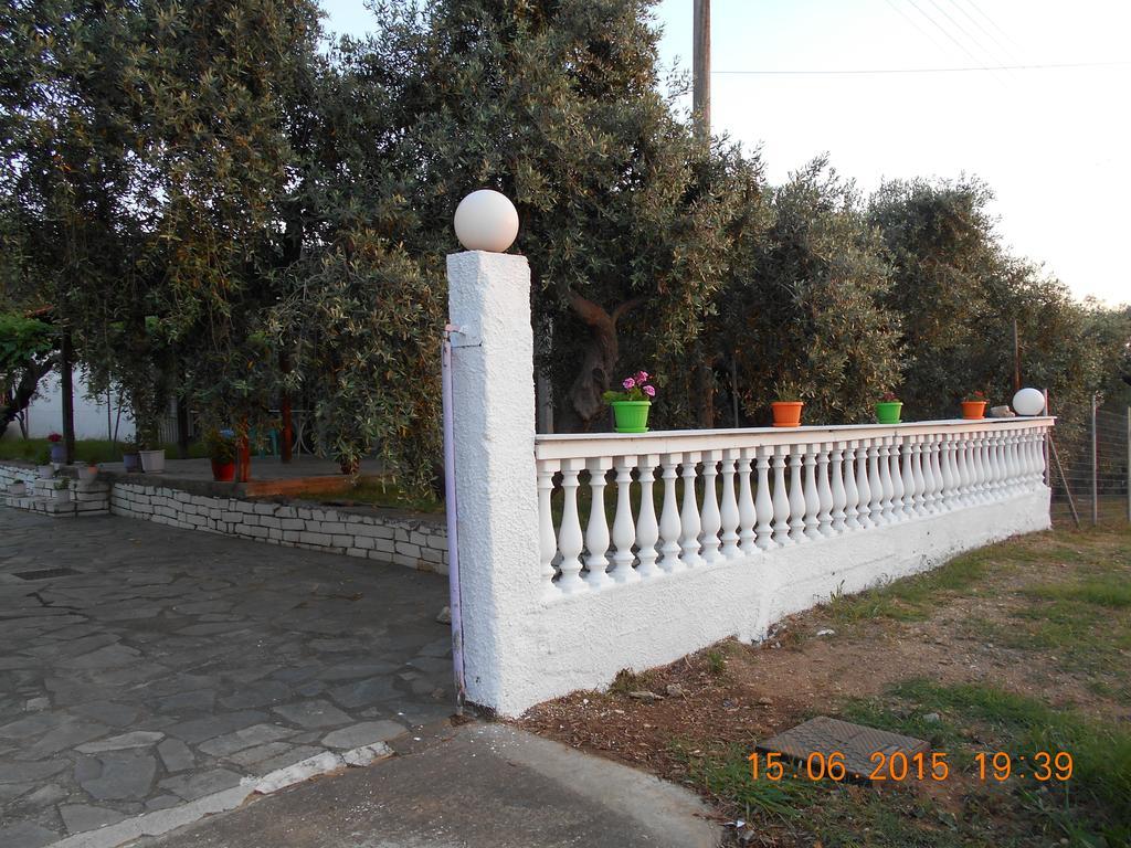 Hotel Doukas à Skala Rachoni  Extérieur photo